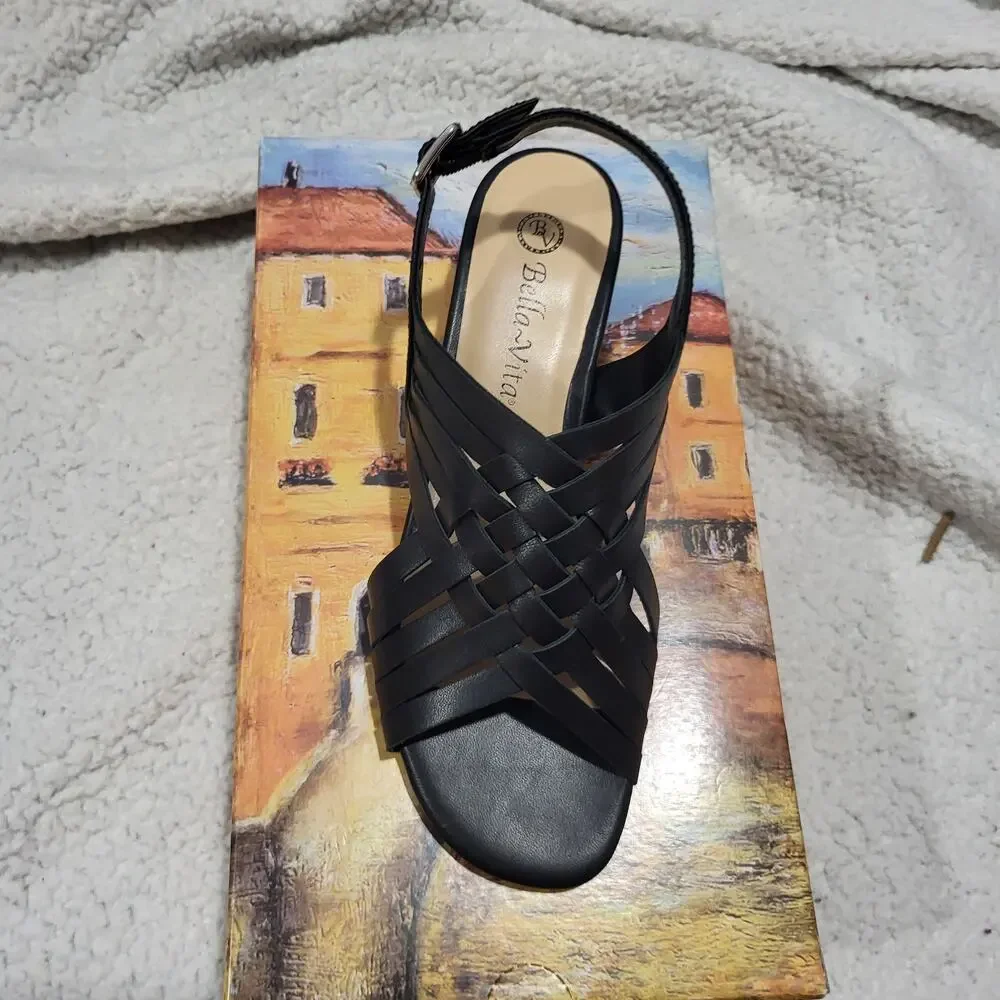 NIB Bella Vita Women's Seble Wedge Sandal    Black Leather   SIZE  6.5 Narrow